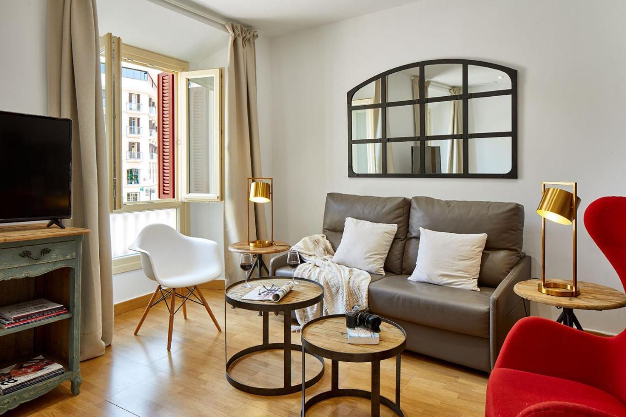 Lodgingmalaga Plaza Constitucion Ngoại thất bức ảnh