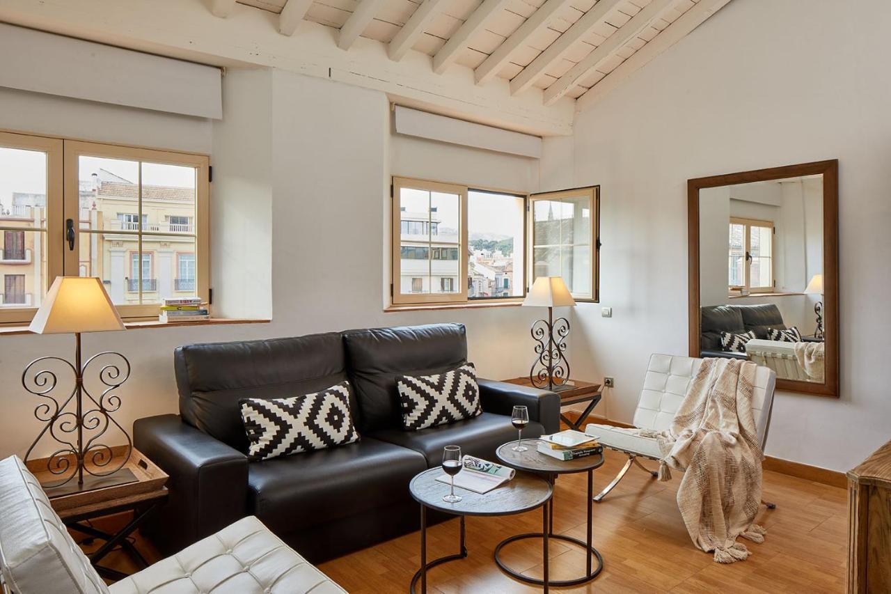 Lodgingmalaga Plaza Constitucion Ngoại thất bức ảnh