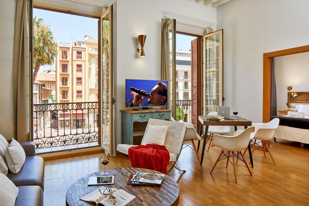 Lodgingmalaga Plaza Constitucion Ngoại thất bức ảnh