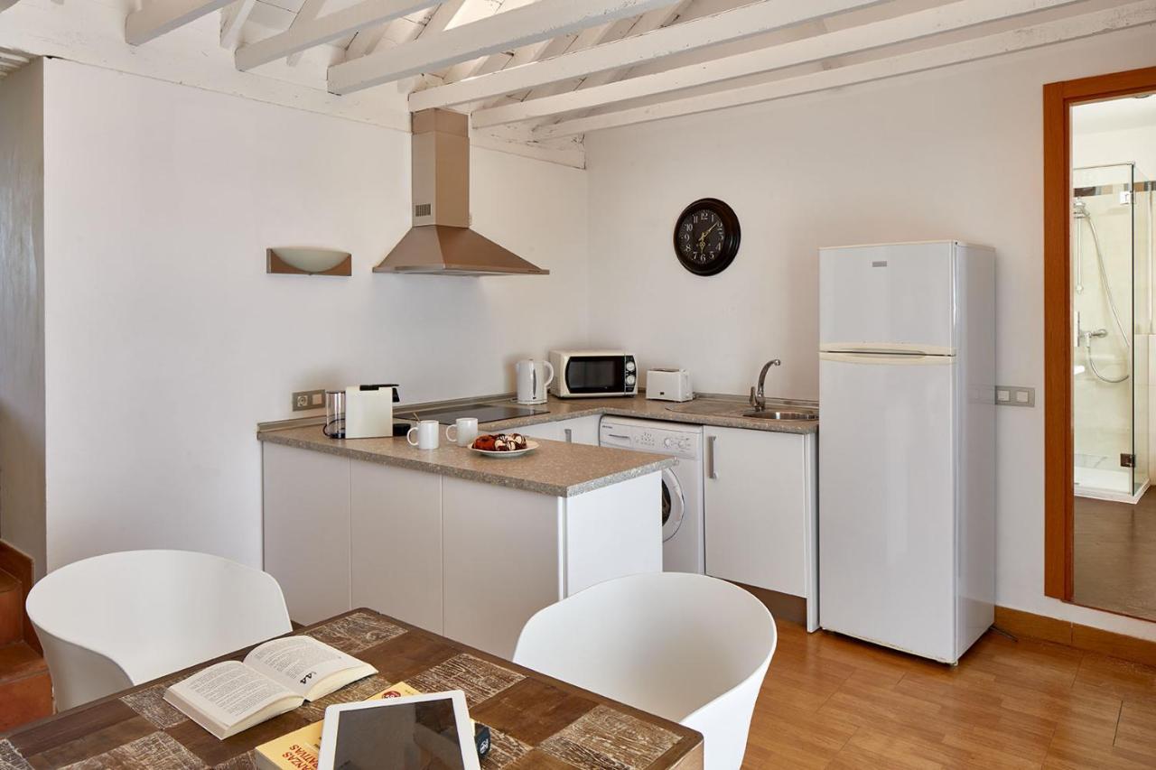 Lodgingmalaga Plaza Constitucion Ngoại thất bức ảnh