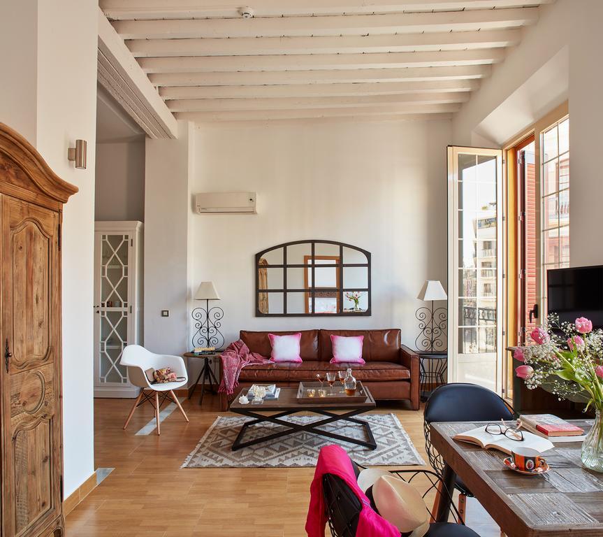 Lodgingmalaga Plaza Constitucion Ngoại thất bức ảnh