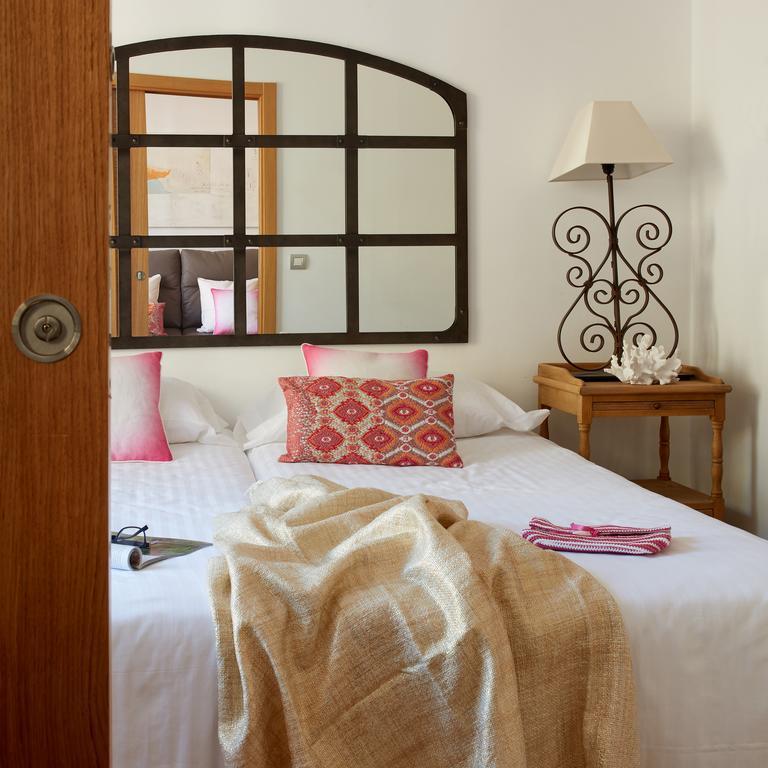 Lodgingmalaga Plaza Constitucion Ngoại thất bức ảnh